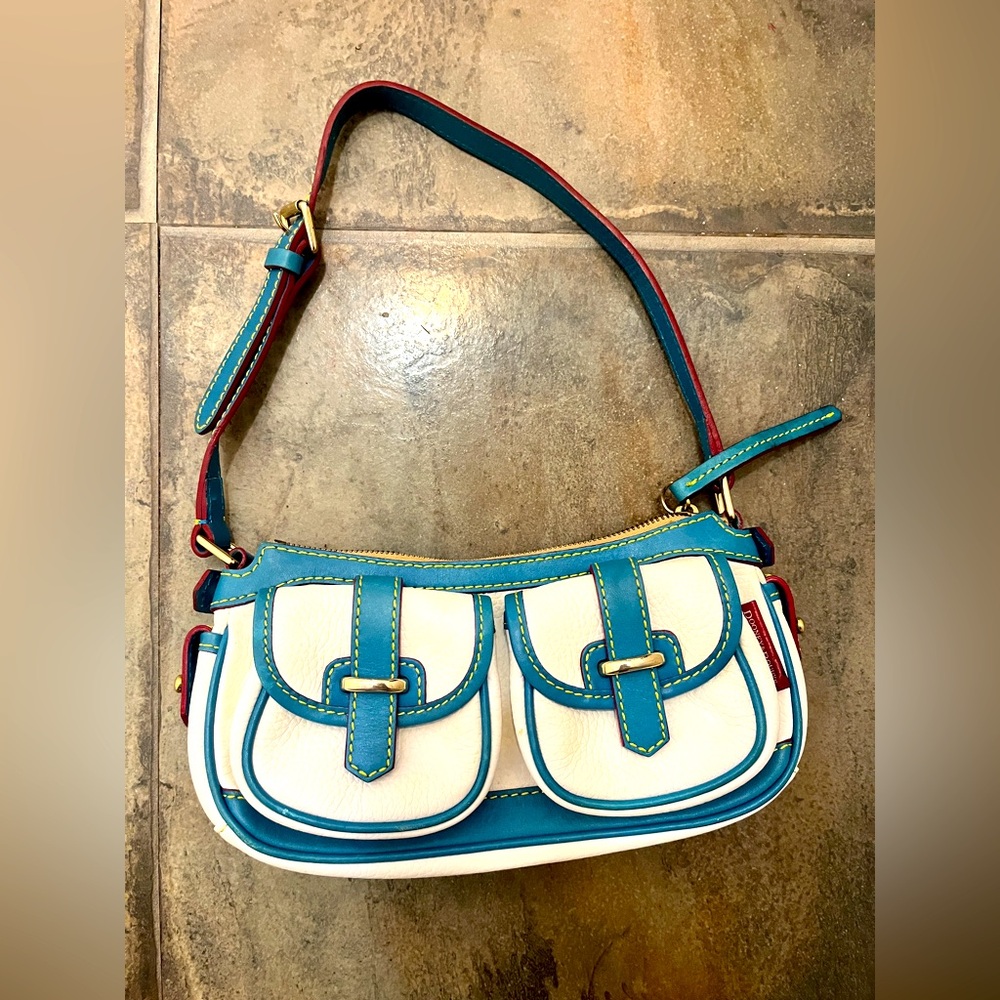 Dooney & Bourke shoulder bag
